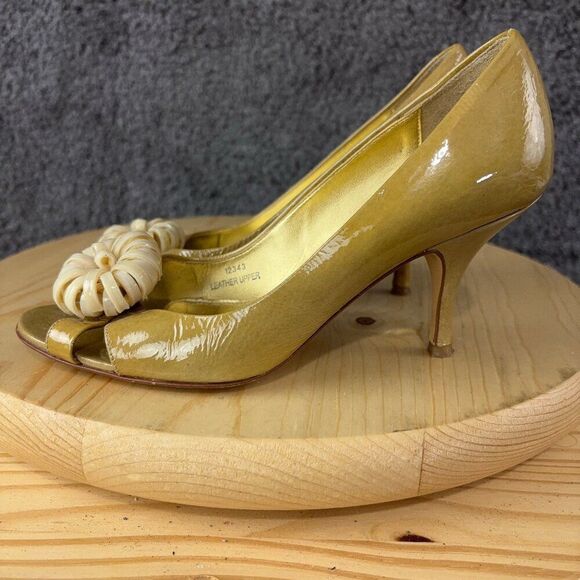 J Crew Posie Patent Leather Peep Toe Heels Women 6.5 Light Caramel Made in Italy - Picture 1 of 10